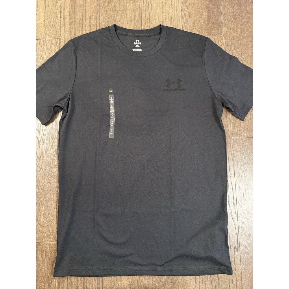 Under Armour Men’s T Shirt Small Black Loose Fit Short Sleeve Logo NWT